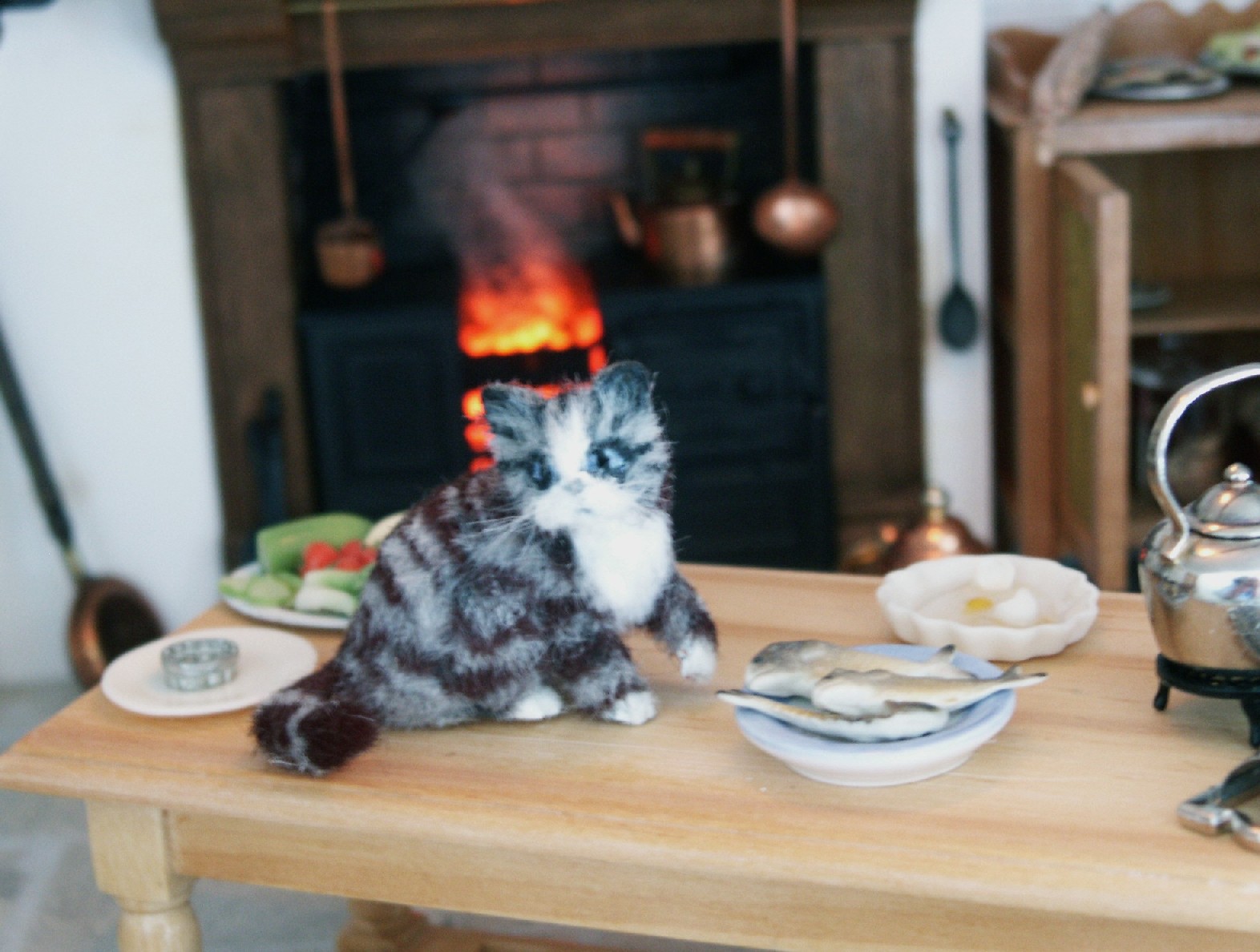 Dolls house silver tabby cat